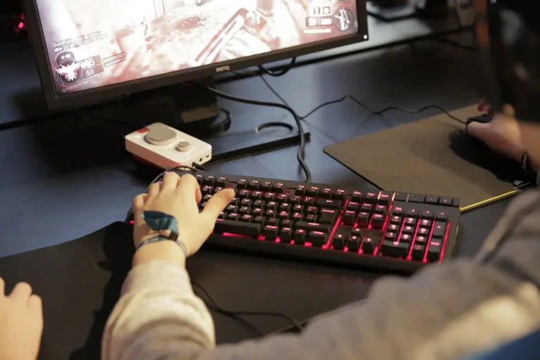 Why Do Pro Players Tilt Their Monitor